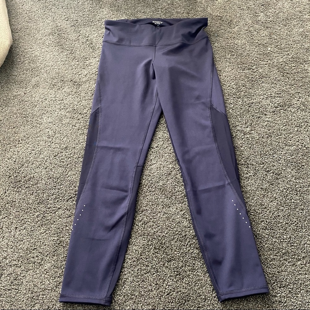 2/$25 🟣Purple old navy workout leggings with mesh